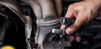 Sensor de oxígeno desconectado del sistema de escape